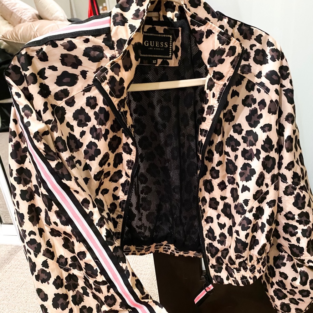 WORN ONCE fabulous Guess Jacket😍